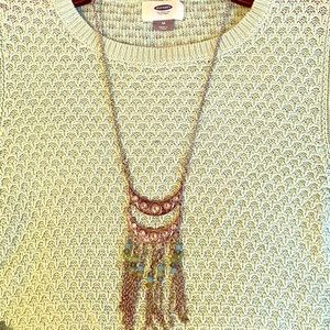 Glamorous accent necklace